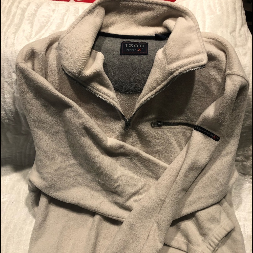 Izod Performance X white 1/4 zip pullover fleece.